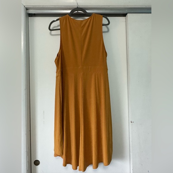Forever 21 Mustard High Low Dress - Picture 4 of 4
